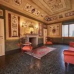 Ape Rosa Relais