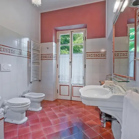 Ape Rosa Relais Florença