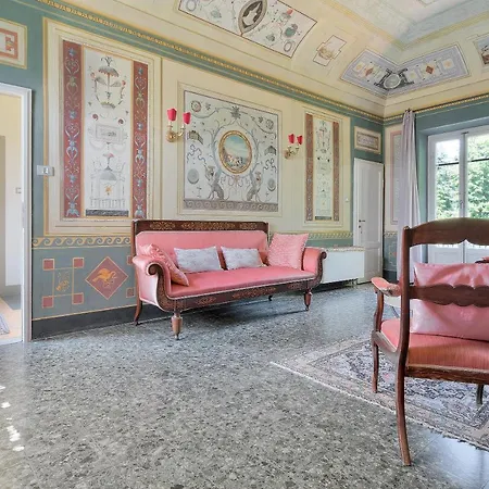 Ape Rosa Relais Florence