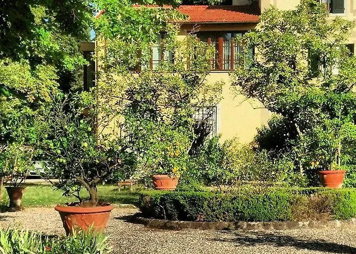 Ape Rosa Relais Firenze